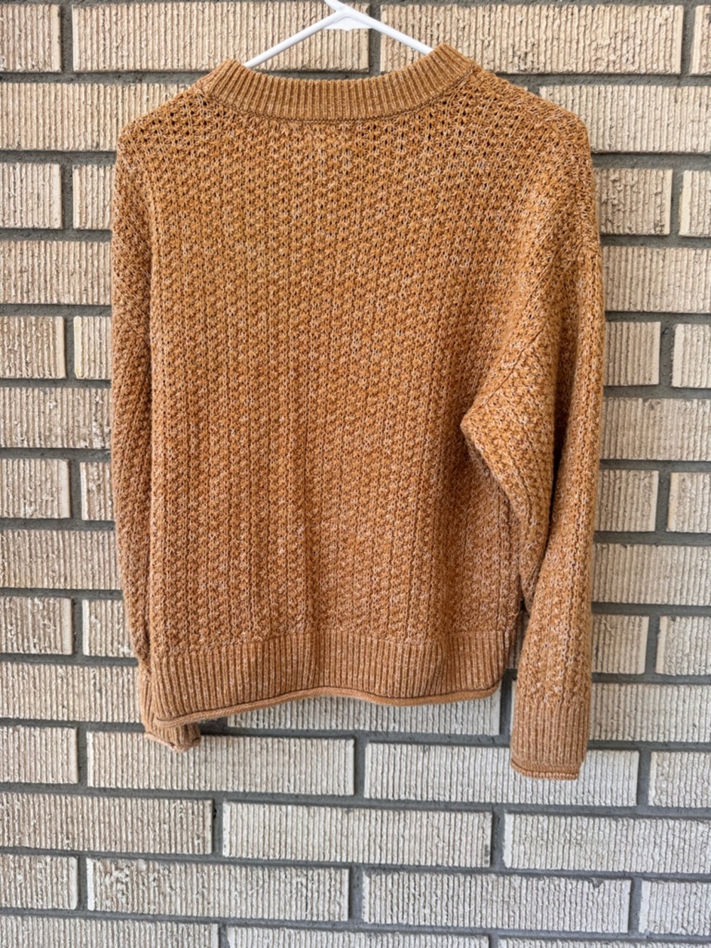 Women’s Chunky Pullover Universal Thread Goldenrod Crewneck Sweater - S - Picture 3 of 4